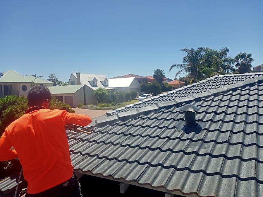 Find Local Roof Painter Sorrento 0411188994